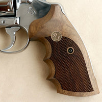 Colt Python grips - Bestpistolgrips