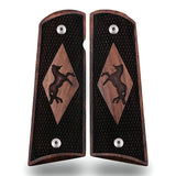 Bestpistolgrips Colt 1911 custom walnut grips with checkering and engraved logo