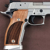 Sig Sauer P226 SAO custom grips
