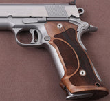 Colt 1911 grips