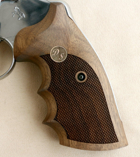 Colt Python & Officer custom pistol grips - Bestpistolgrips