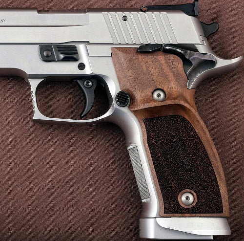 Sig Sauer P226 X5 custom pistol grips - Bestpistolgrips