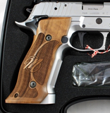 Sig Sauer P226 SAO custom pistol grips Integrated Magwell - Bestpistolgrips