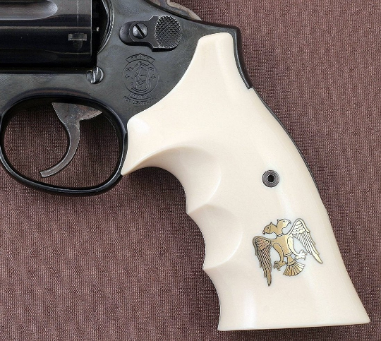 Smith & Wesson 357 Magnum custom pistol grips - Bestpistolgrips